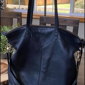 Kensington Leather Tote